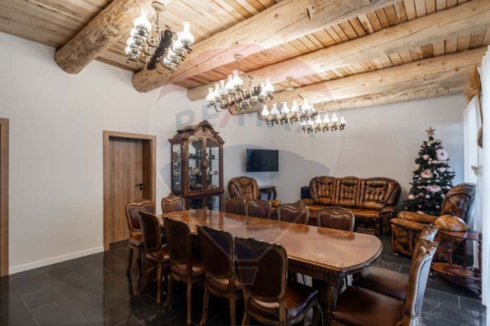 22 room Hotel / Pension for sale