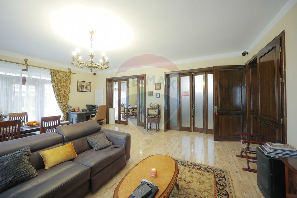 10 room Hotel / Pension for sale, Nufarul area