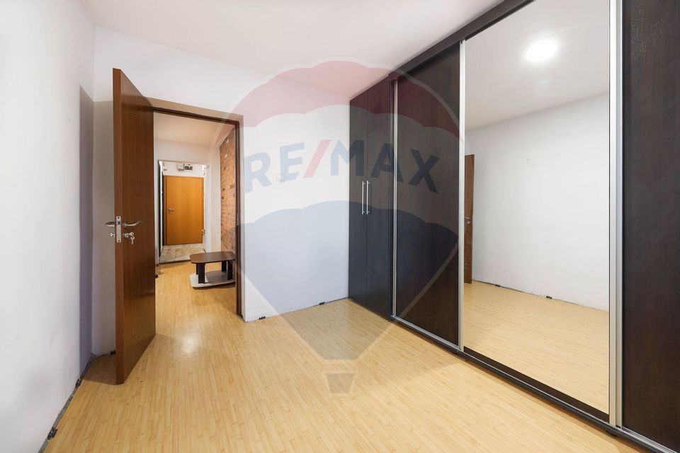 Apartament 3 camere de vânzare, Central Sacele!