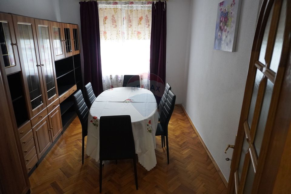 4 room Apartment for rent, Central area
