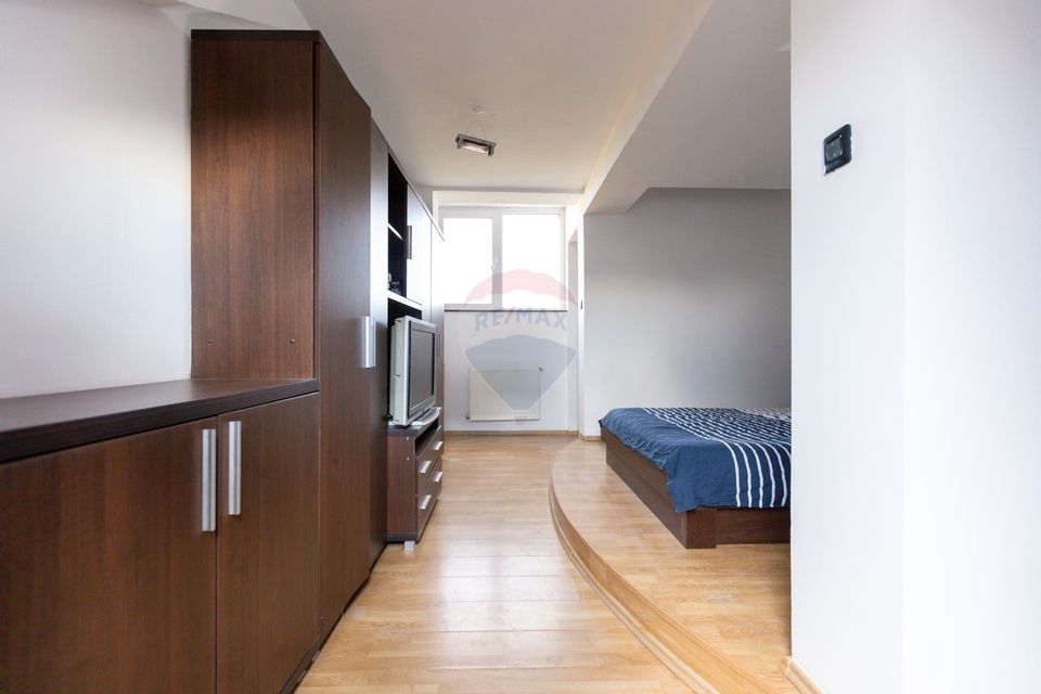 Apartament tip duplex cu 3 camere de vânzare în zona Ultracentral