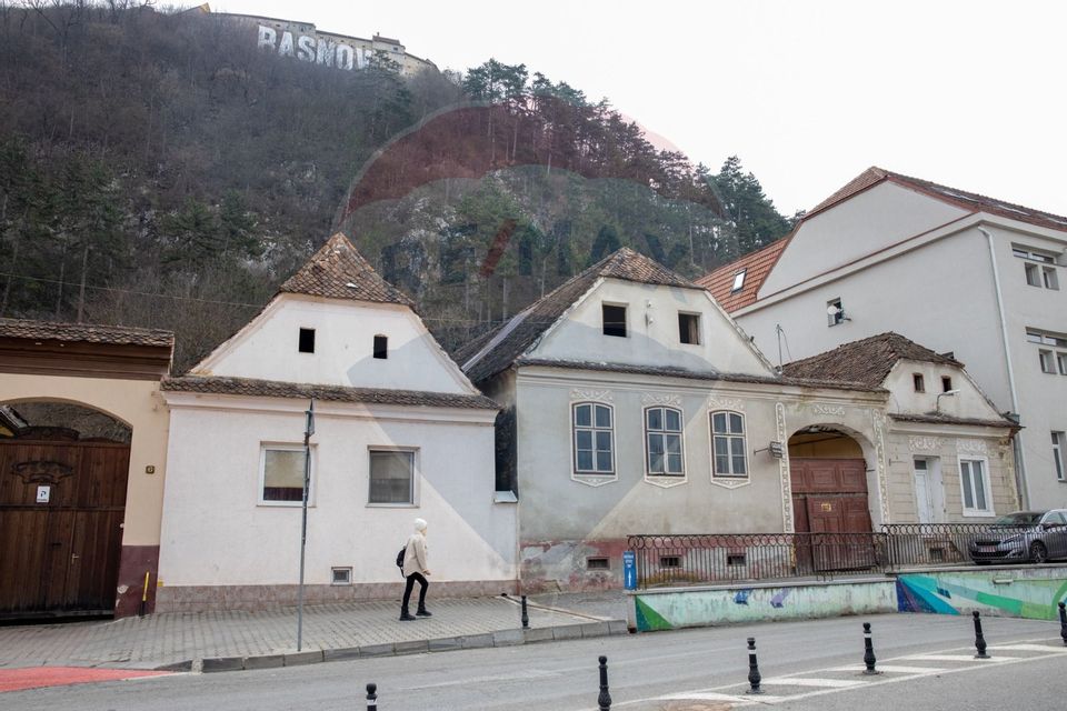 8 room House / Villa for sale, Central area