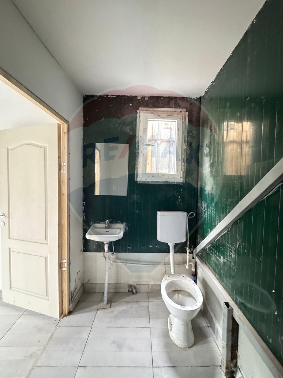 Commercial space 60 sqm for rent in Vitan area