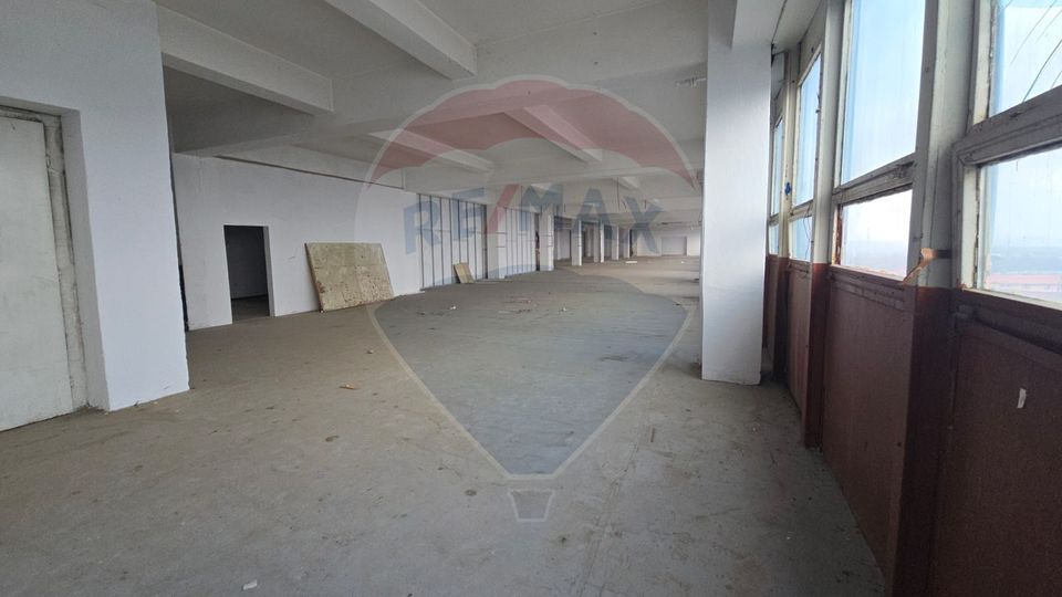 2,428sq.m Commercial Space for rent, Nord-Est area