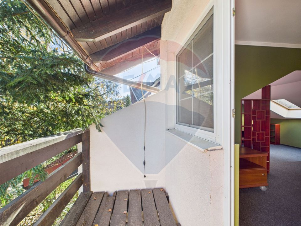 De vanzare | Vila in Paradisul Verde cu gradina si padure proprie |