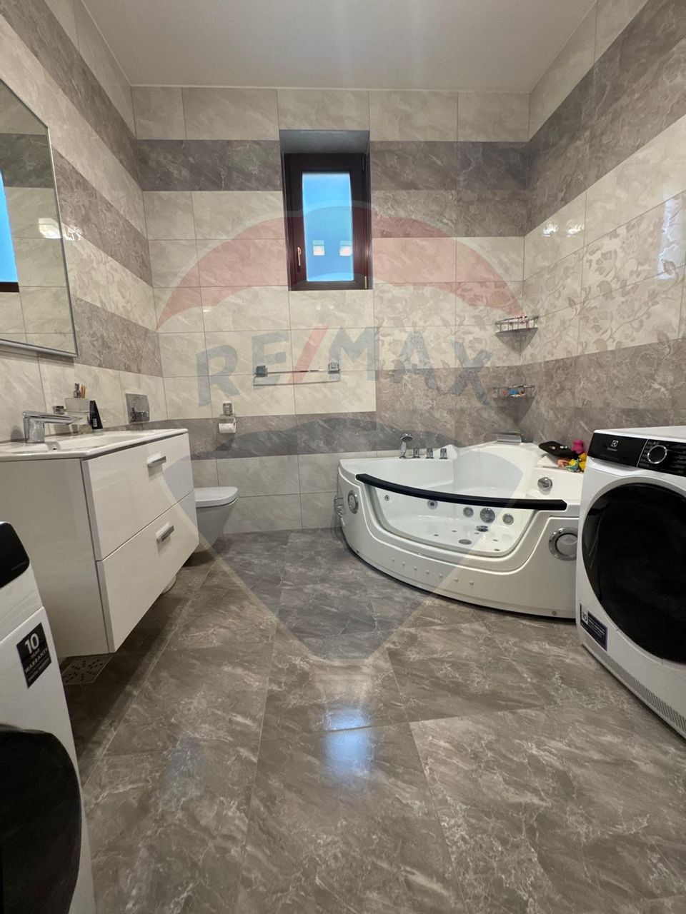 Casă stil boieresc,zona centrala, teren 450mp, comision zero