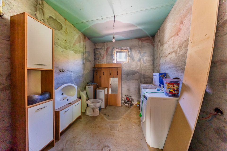 Casă+teren 2880 mp de vanzare in Tipar la 12 km de Chisineu Cris