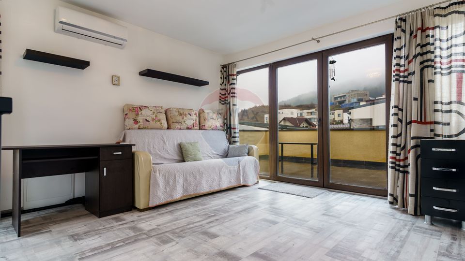 COMISION 0% Casă cu 4 camere de vânzare pe str. Narciselor, Florești