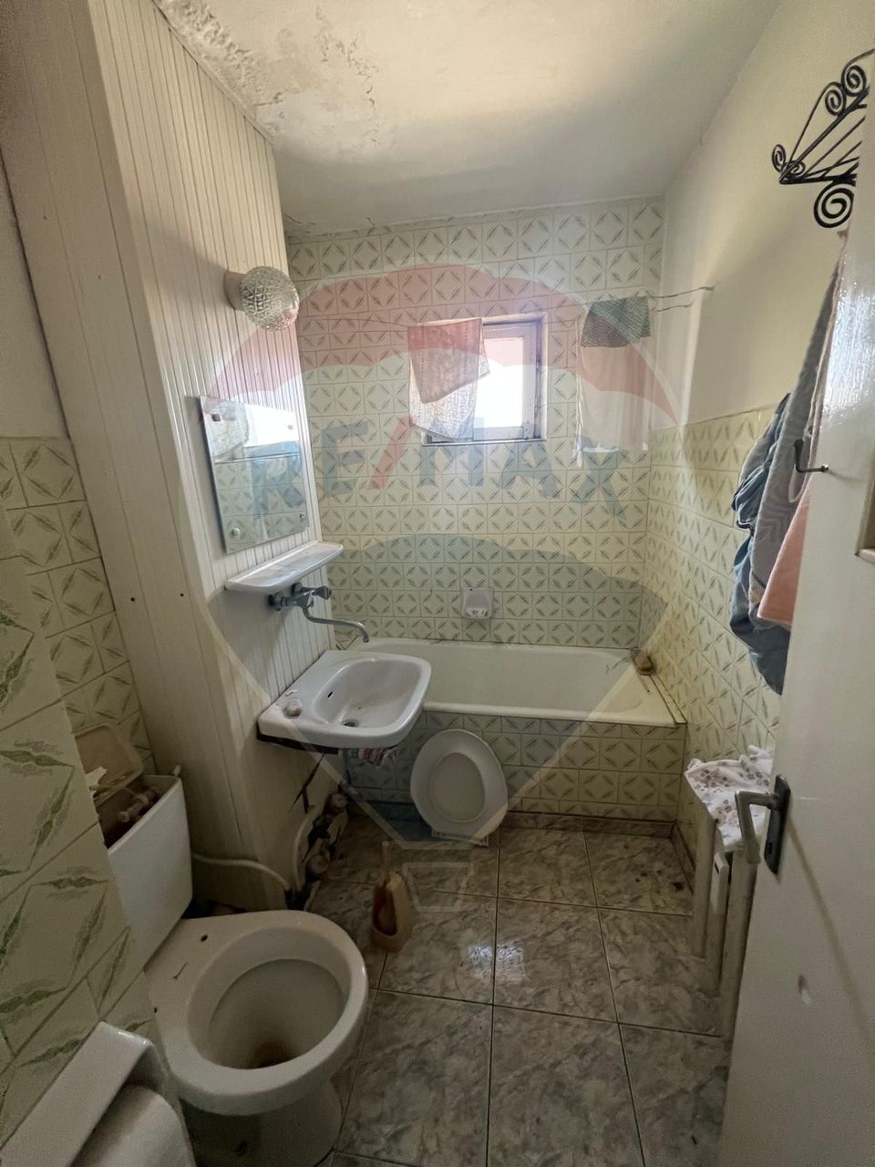 Apartament 3 camere în zona Pompieri