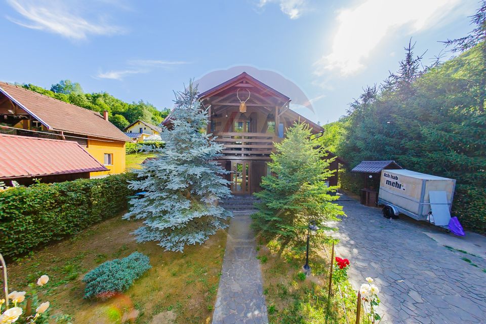 4 room House / Villa for sale