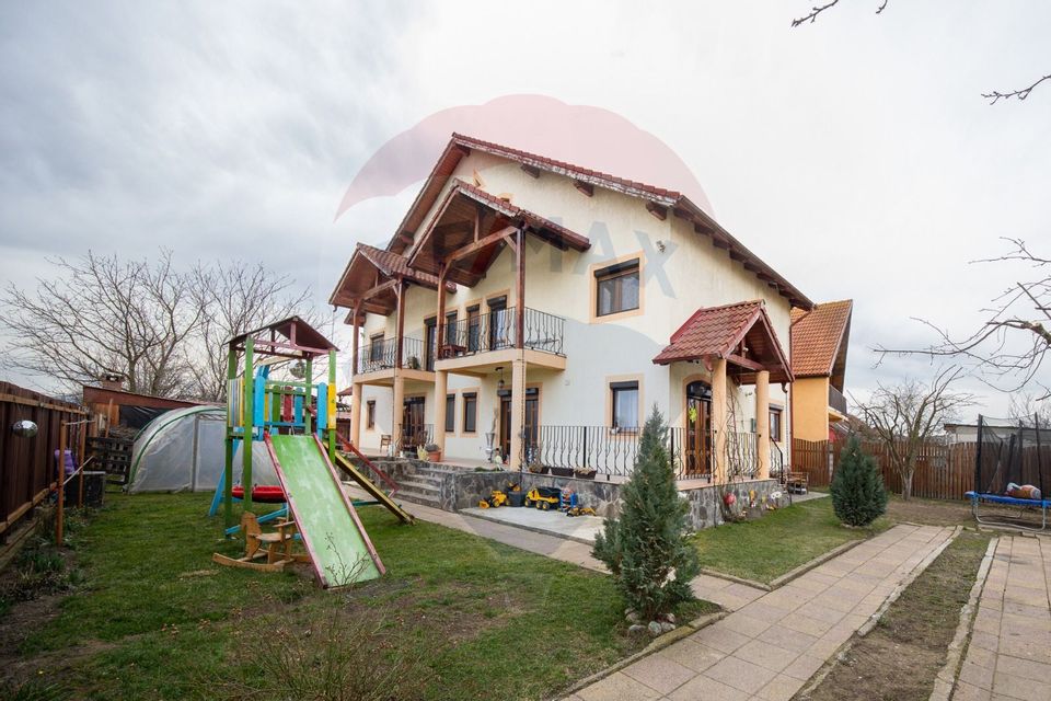 Oportunitate unică în Bod, Brașov-Casă cu două duplexuri,mobilat/utilt