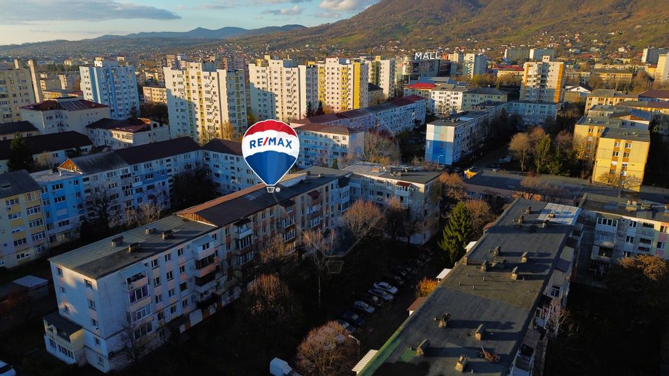 Apartament decomandat cu 2 camere de vânzare str. Cuza Voda