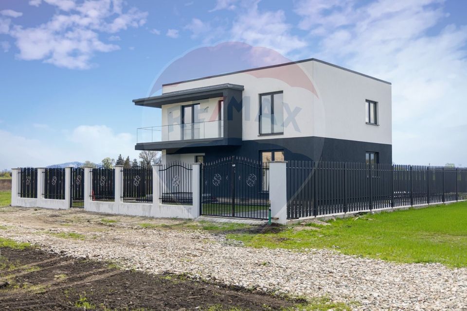 Vila moderna cu 4 camere,  P+E - teren 501 mp