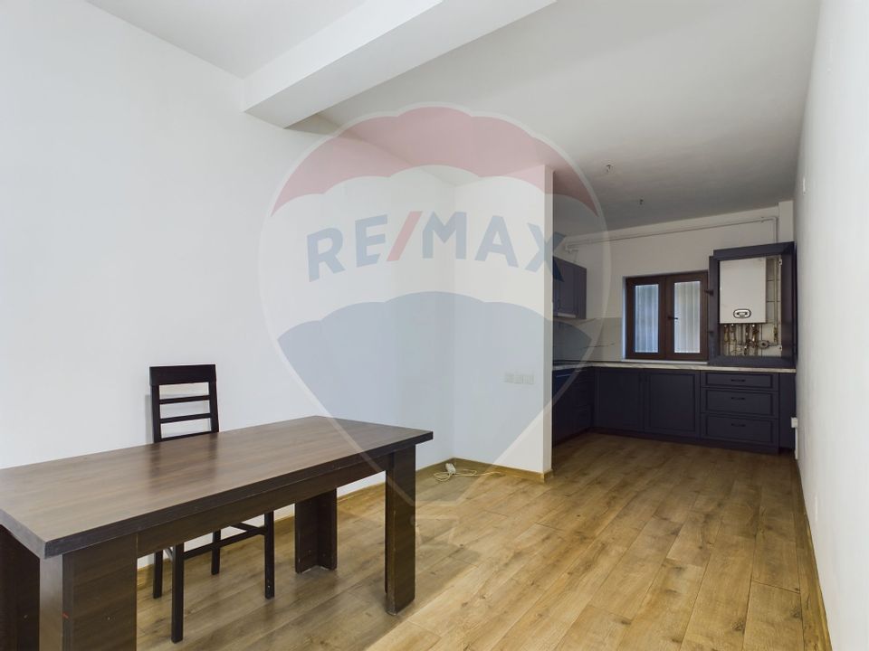 5 room House / Villa for sale, Eroii Revolutiei area