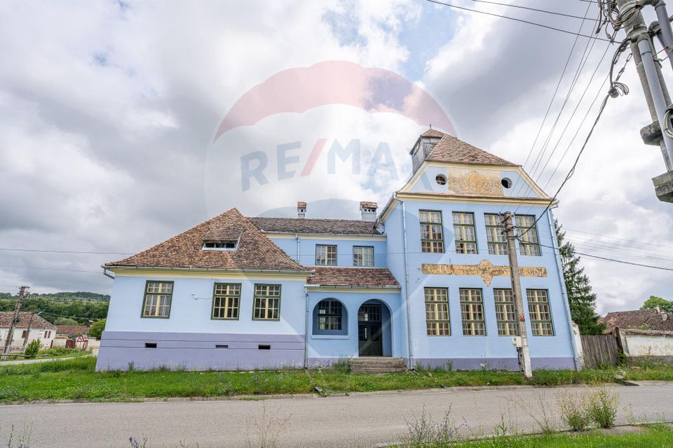 Fostă școală săsească semnată de Fritz Balthes – Bruiu, Sibiu
