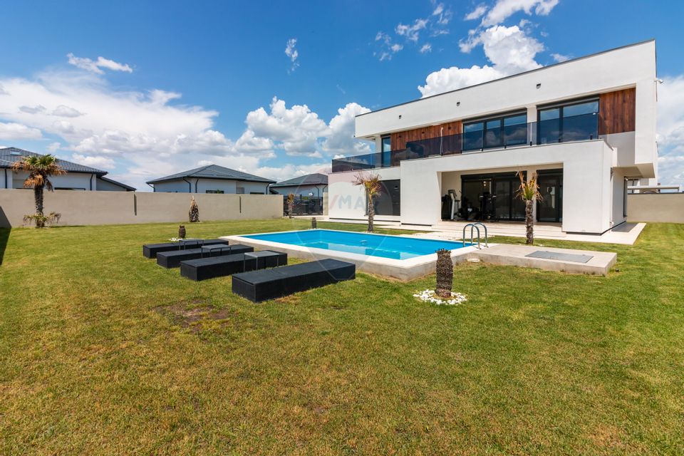 Vila Luxury de Vanzare in Balotesti