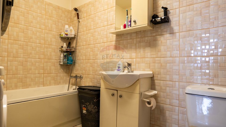 Vanzare apartament 2 camere - etaj 1, cu terasa si parcare - Măgurele