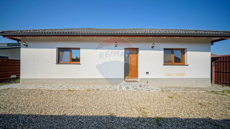 Refugiul tău de lângă Brașov – Casă P+M în cartierul Izvor, Tralungeni