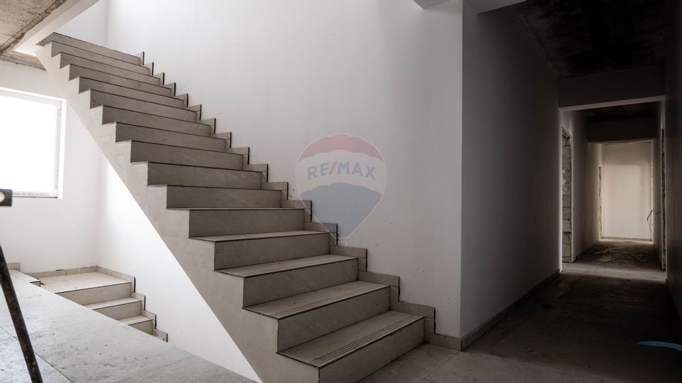 Vanzare apartamente noi - garsoniere tip studio, 2 si 3 camere Fundeni