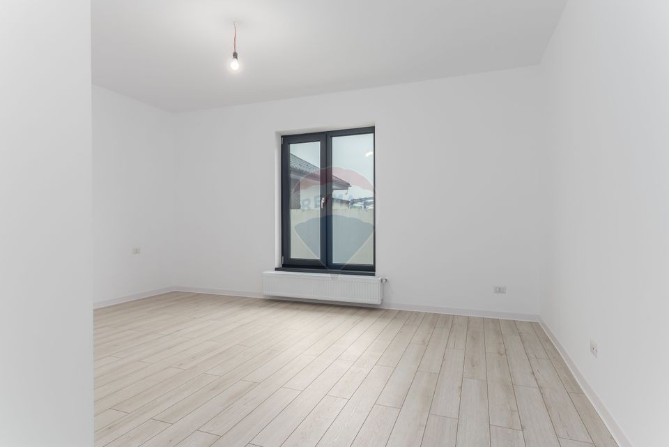 Casă modernă – eficiență energetică și confort, gata de mutare