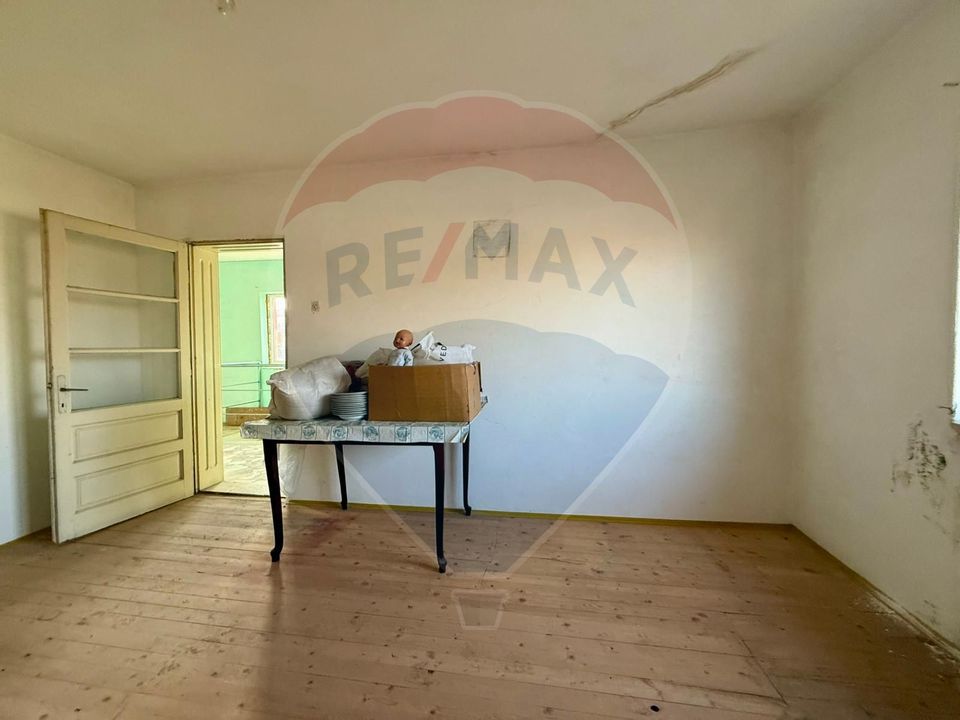 Casa de vanzare Mihail Kogalniceanu teren 524 mp Jud Constanta