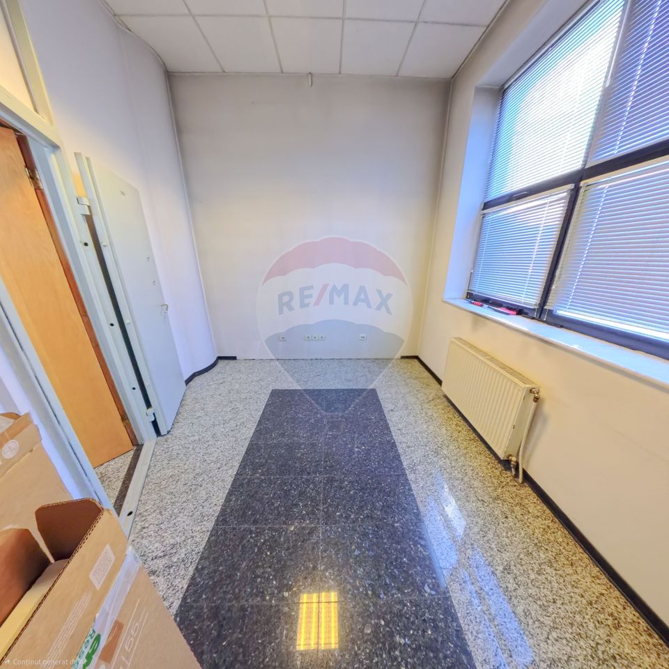 13sq.m Office Space for rent, Ultracentral area