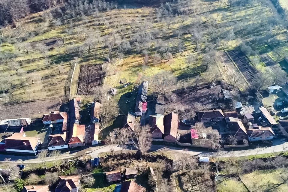 Casă / Vilă cu 4 camere de vânzare