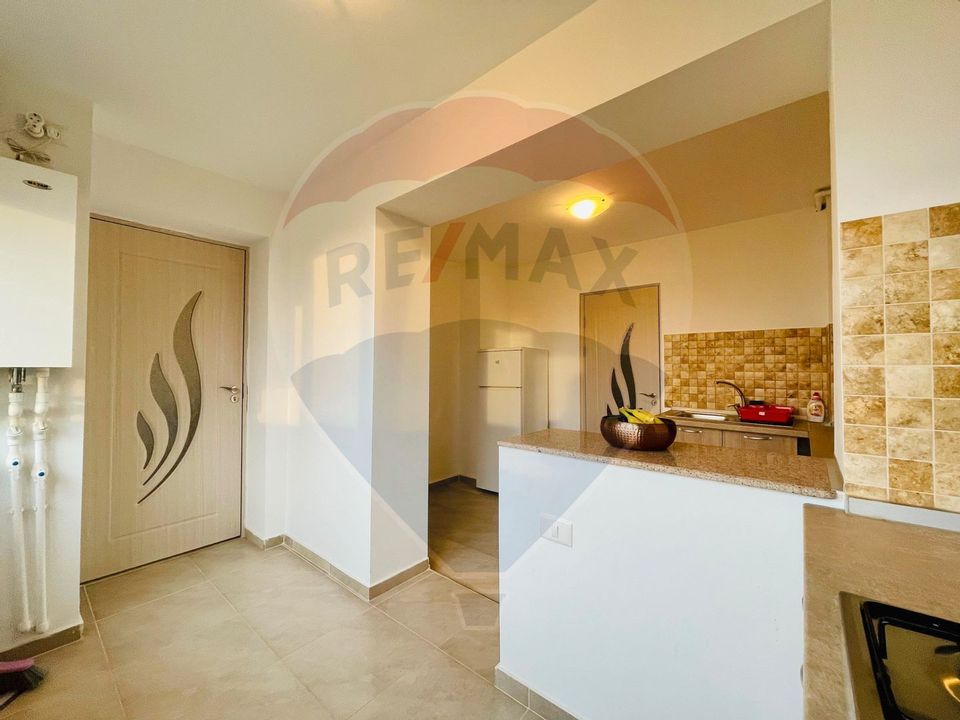 Apartament 2 camere de închiriat, termen lung, în Faleza Nord