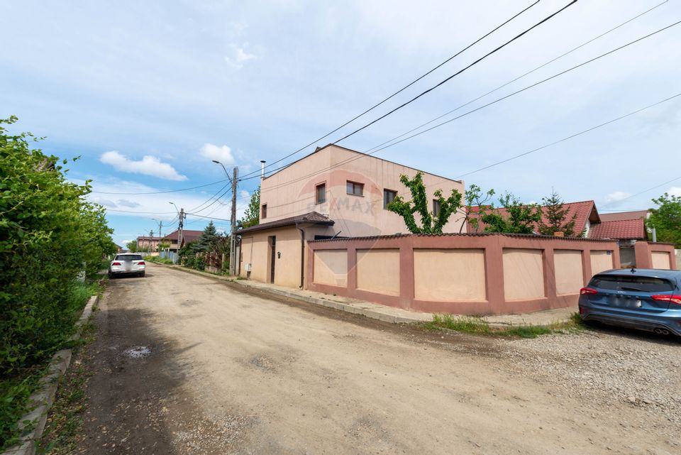 6 room House / Villa for sale