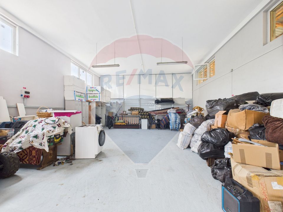 Hala, teren 5000 mp si casa in Potlogi- 38 km pana in Bucuresti