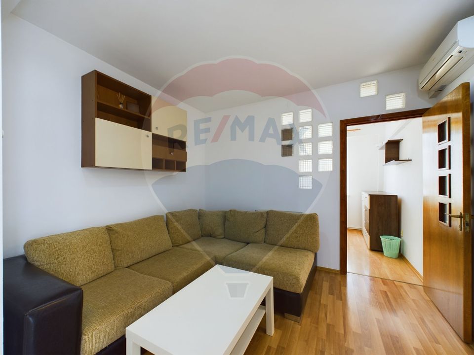 REZERVAT | Apartament cu 2 camere | Decomandat | Zona Griviței