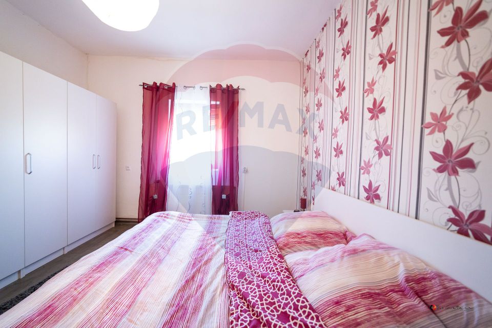 Vând/Schimb casă duplex 150 mp cu piscină – Turnu (10 min de Arad)