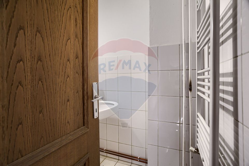 Apartament 3 camere de vânzare parter, pe Calea Aurel Vlaicu