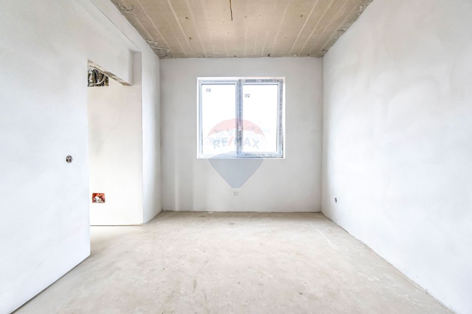 COMISION 0% | CASA 5 CAMERE| DE VANZARE|800MP TEREN| TOATE UTILITATILE