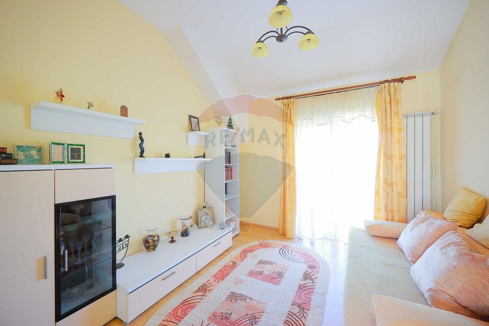 4 room House / Villa for sale, Central area