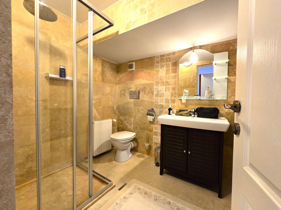 Vila unica in inima Bustenilor, vedere directa spre Caraiman