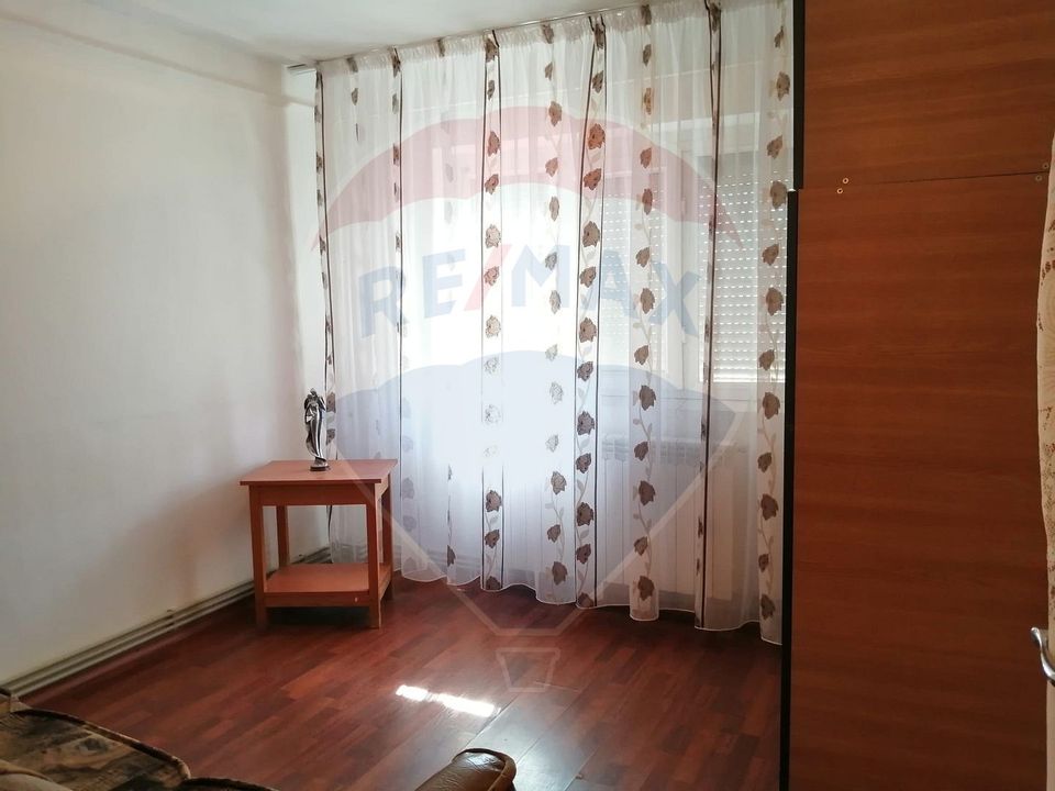 2 room Apartment for rent, Micro 17 area