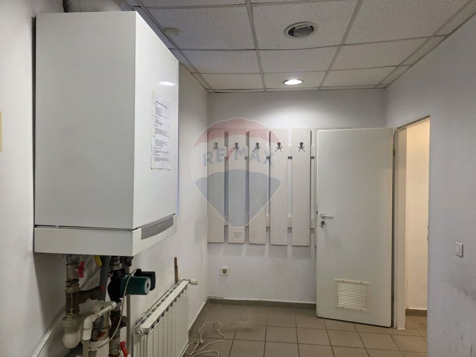 Oferta - Spatiu comercial de inchiriat in zona centrala a mun Onesti