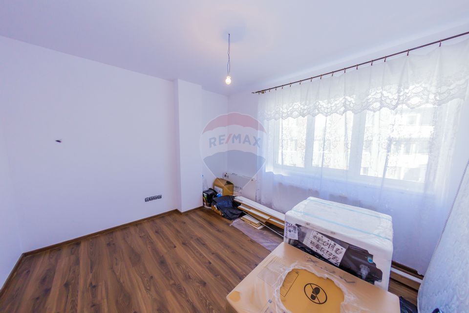 DE VANZARE-apartament nou 3 camere cu loc parcare ,BLOC NOU