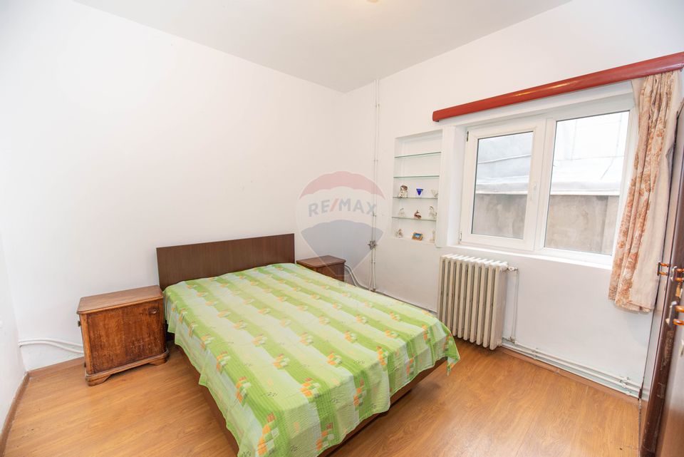 Apartament cu 4 camere 117 mp, de vanzare zona Ana Ipatescu, Ploiesti