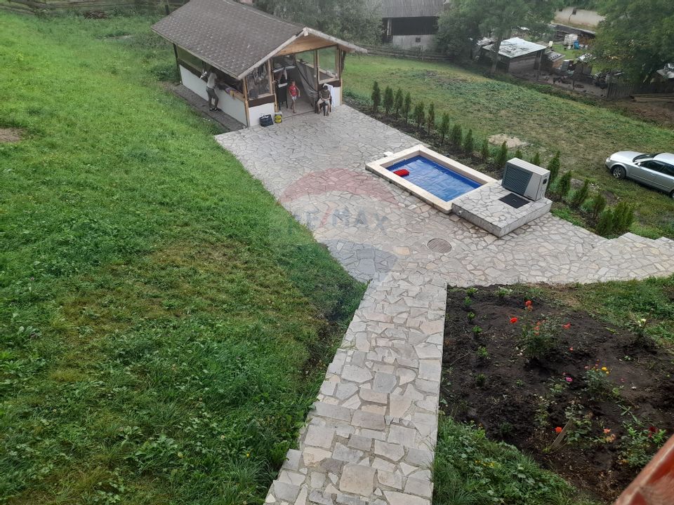 5 room House / Villa for sale