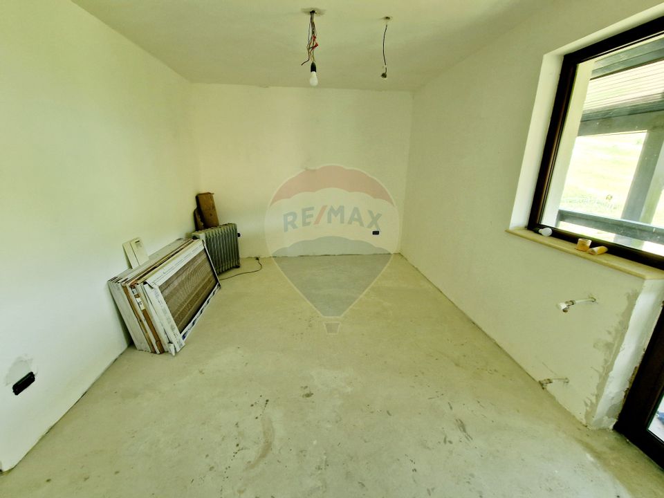 8 room House / Villa for sale, Central area