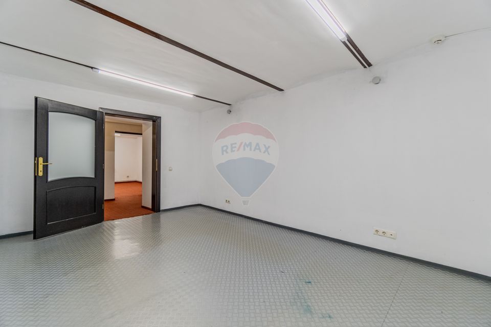 Office space for rent – central area, Str. Castanilor