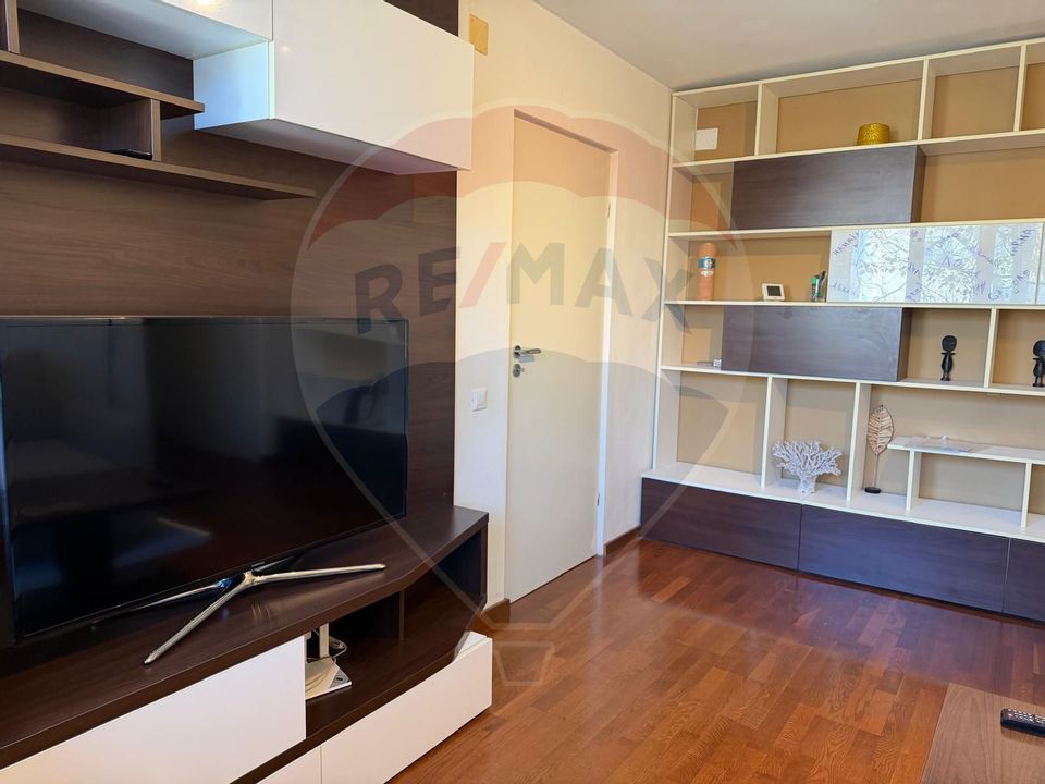 Apartament cu 2 camere de închiriat în zona Grivitei
