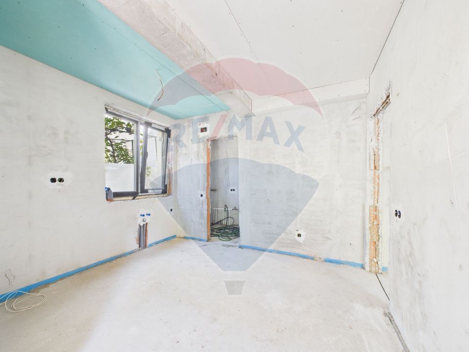 4 room House / Villa for sale, Stefan cel Mare area