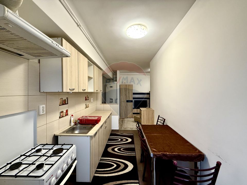 Apartament cu 2 camere decomandate pe str. Eroilor, Floresti