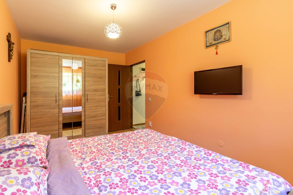 Apartament 2 camere de vanzare – Demisol - zona Campului