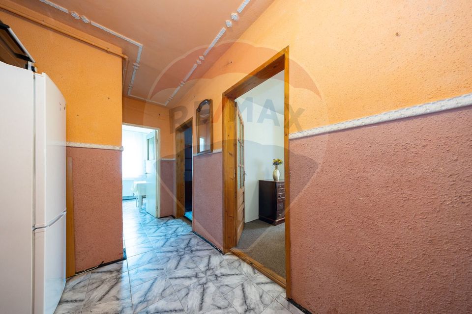 Apartament 3 camere | Vedere Lacul Noua