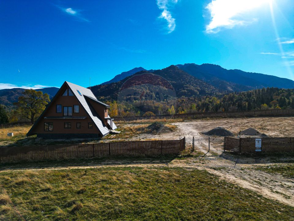 Vilă superba A-Frame cu vedere panoramică catre Varful Omu si Bucegi