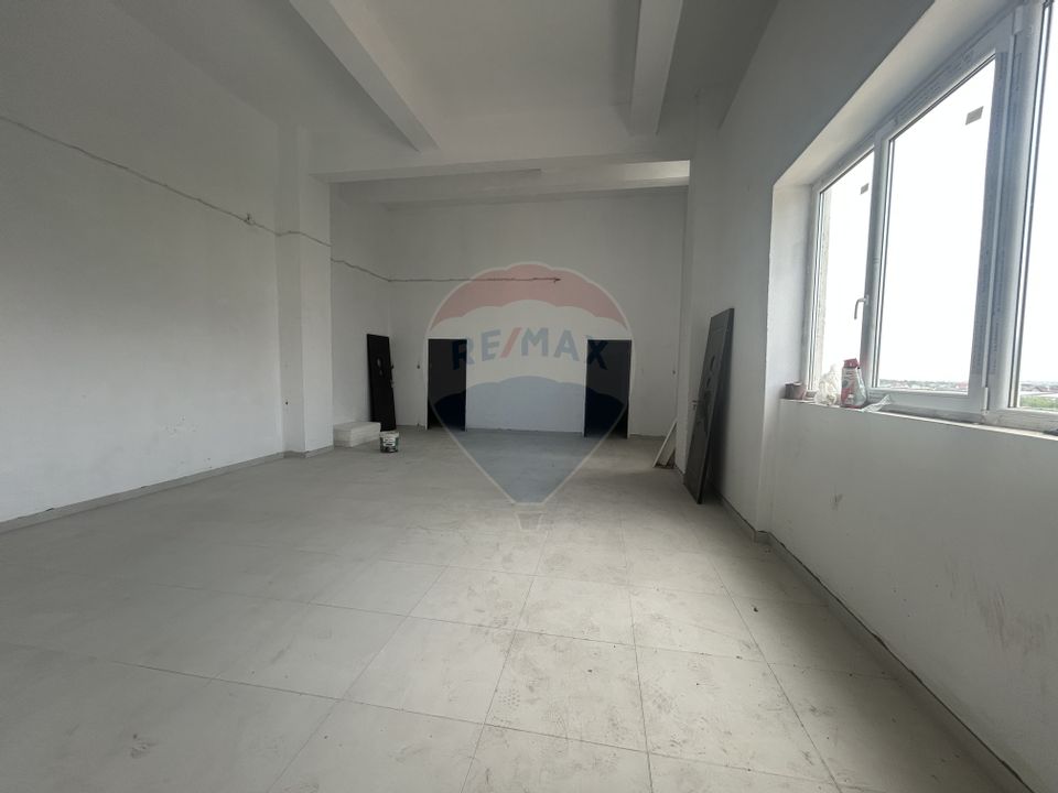 700sq.m Office Space for sale, Sud-Vest area